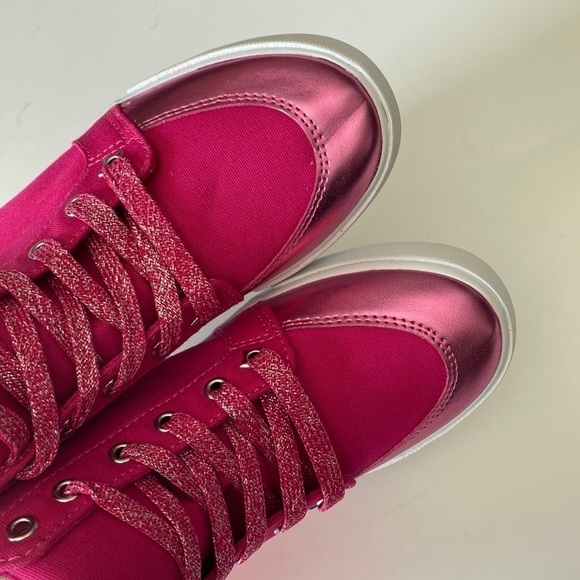 Gymboree Cosmic Club Pink High Tops Sneakers  Girls Size 2. Brand New - Picture 4 of 11
